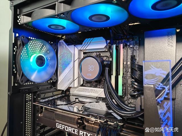 轻松压制14700K到80+度! 超频三DA360PRO水冷水冷散热器测评插图 轻松压制14700K到80+度! 超频三DA360PRO水冷水冷散热器测评插图