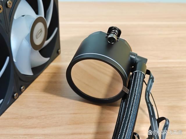 轻松压制14700K到80+度! 超频三DA360PRO水冷水冷散热器测评插图5 轻松压制14700K到80+度! 超频三DA360PRO水冷水冷散热器测评插图5