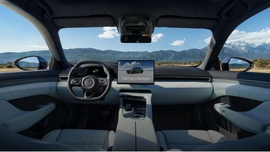 30万元预算,2025款极氪001和小米SU7选谁更有性价比?插图6 30万元预算,2025款极氪001和小米SU7选谁更有性价比?