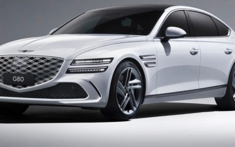 30万预算，买捷尼赛思G80还是BBA？