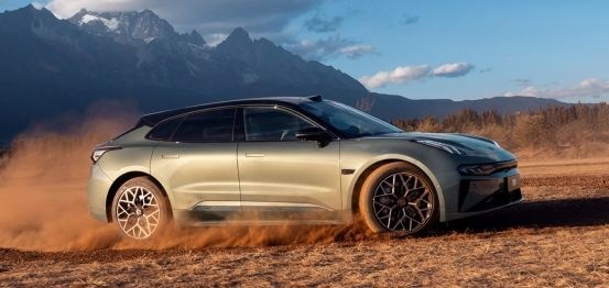 30万元预算,2025款极氪001和小米SU7选谁更有性价比?插图11 30万元预算,2025款极氪001和小米SU7选谁更有性价比?