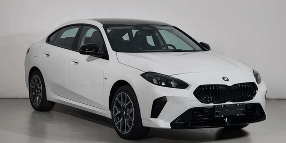 尺寸直逼3系!全新2系四门轿跑曝光:轴距加长110毫米插图2 尺寸直逼3系!全新2系四门轿跑曝光:轴距加长110毫米