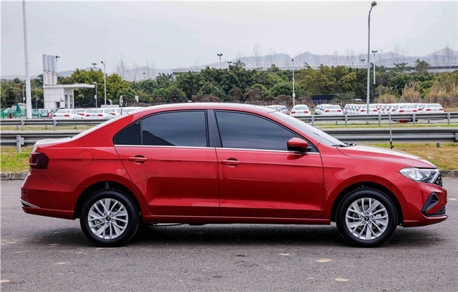 家轿常青树,捷达VA3值得购买的高性价比汽车插图1 家轿常青树,捷达VA3值得购买的高性价比汽车