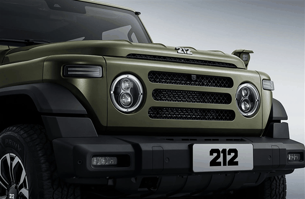 2.0T+8AT 全新一代212上市定档:国产硬派越野元老迎春天插图2 2.0T+8AT 全新一代212上市定档:国产硬派越野元老迎春天