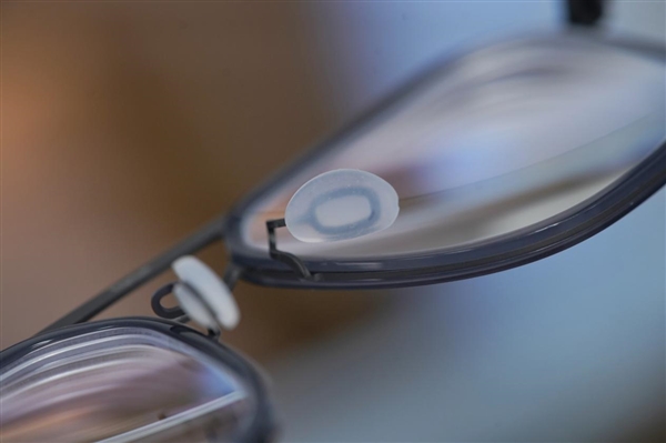 30.9克超轻设计!界环AI音频眼镜图赏插图11 30.9克超轻设计!界环AI音频眼镜图赏