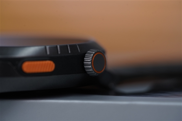 Keep首款智能手表！Keep Watch Pilot 1智能手表图赏