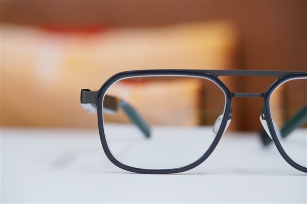 30.9克超轻设计!界环AI音频眼镜图赏插图4 30.9克超轻设计!界环AI音频眼镜图赏