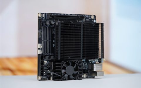 锐龙9 7945HX、ITX主板合体！铭凡BD790i评测：100W稳定释放 还能外接显卡