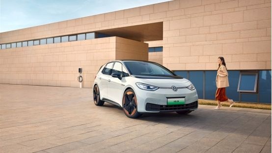 别叫我“杂牌”电车,降个6万交个朋友插图3 别叫我“杂牌”电车,降个6万交个朋友