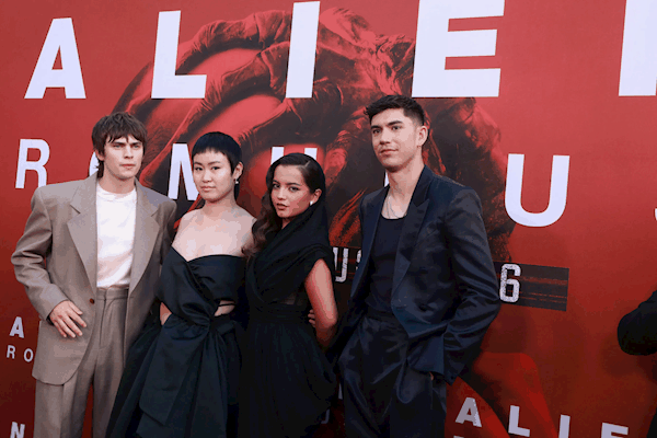 《异形:夺命舰》以小博大插图1 《异形:夺命舰》以小博大