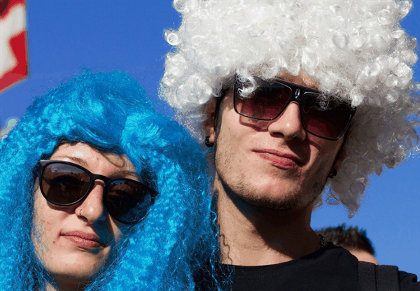 一公斤真头发卖上万元媲美黄金 假发公司年营收过亿