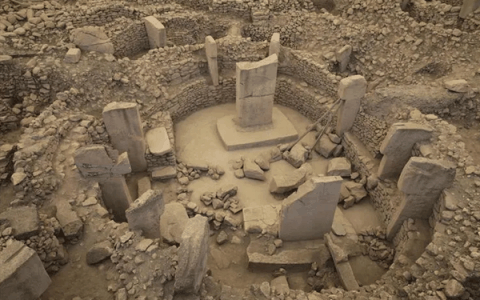 考古学家发现1.2万年前日历：足以改写人类文明的历史