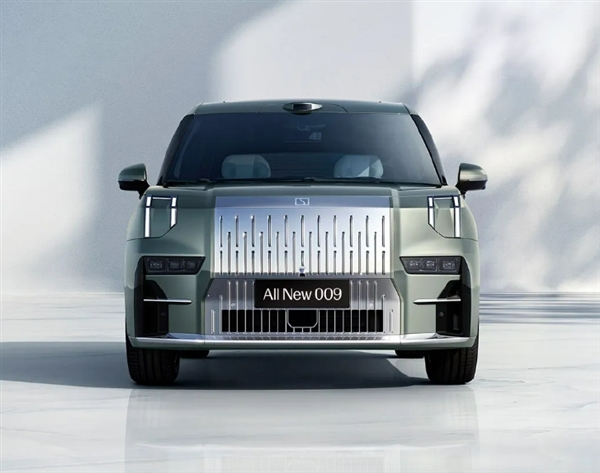 极氪009用户画像公布:近50%年收入百万以上 8成来自BBA保时捷车主插图 极氪009用户画像公布:近50%年收入百万以上 8成来自BBA保时捷车主