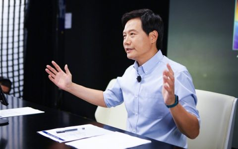 1辆车亏6万多卖真心赔！雷军：小米SU7和其它30万车比一个天一个地