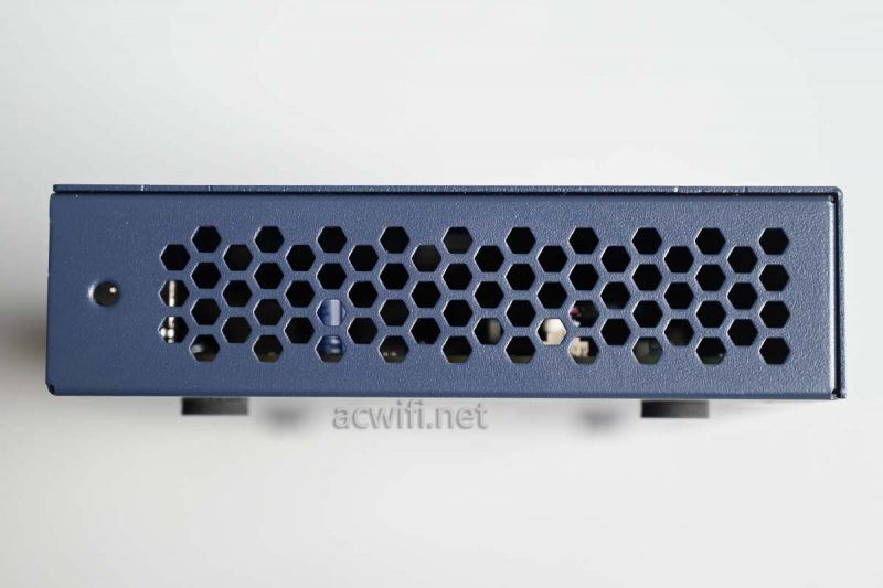 tplink-R5010PE-AC v2.0与旧版v1.1差别在哪? 路由器拆机对比插图6