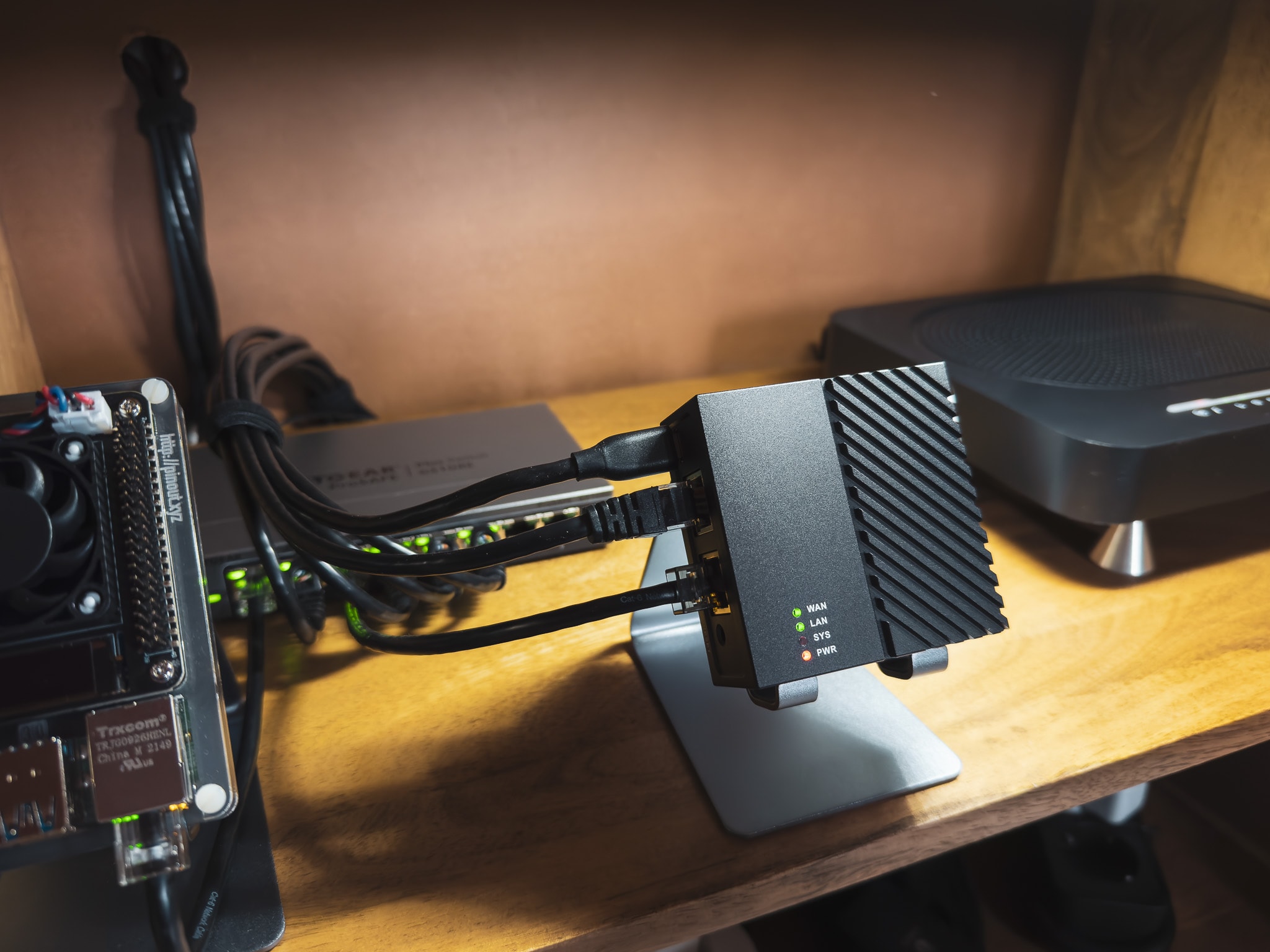 如何选择适合家庭使用的软路由系统固件