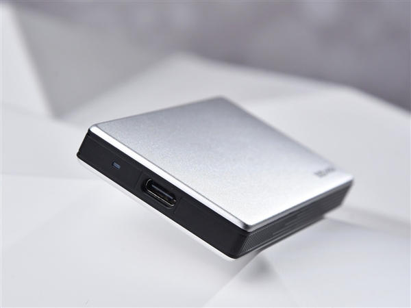 致态灵·先锋版移动固态硬盘评测:2000MB/s成就达成 办公效率提升Max!插图10 致态灵·先锋版移动固态硬盘评测:2000MB/s成就达成 办公效率提升Max!