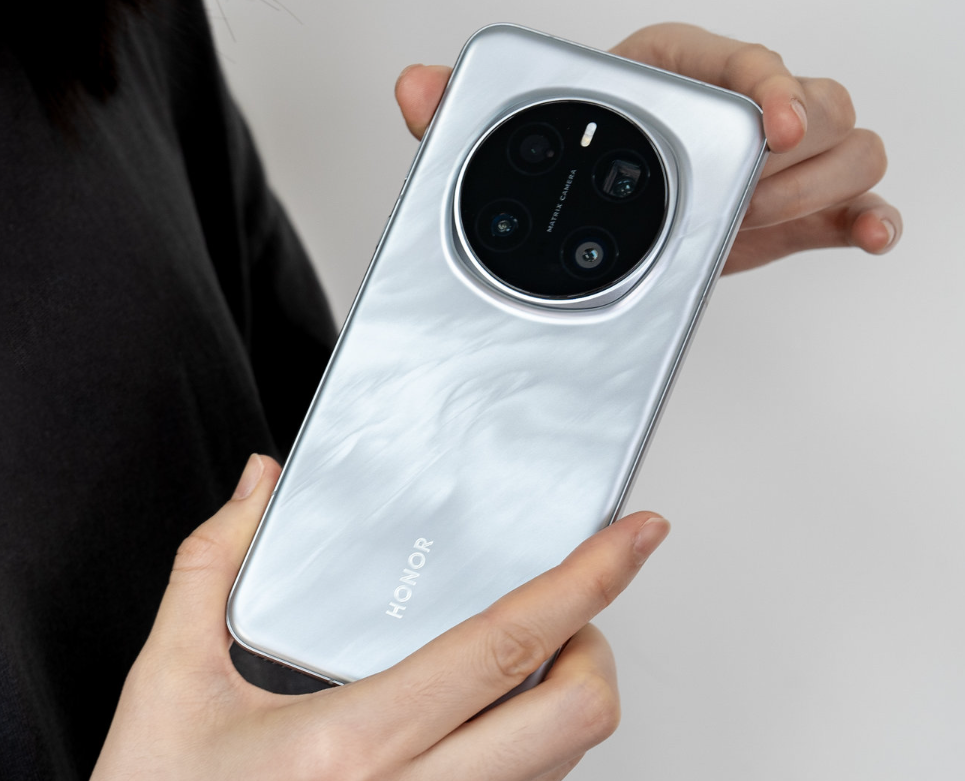 目前可以闭眼买的3款荣耀手机,价格已经到最低点!插图 图片