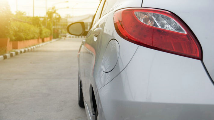 小刮蹭千万别补漆原因(小刮蹭千万别补漆图片大全)