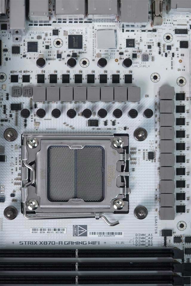 纯白外表下235W稳定释放! 华硕ROG STRIX X870-A GAMING WIFI吹雪主板评测插图15