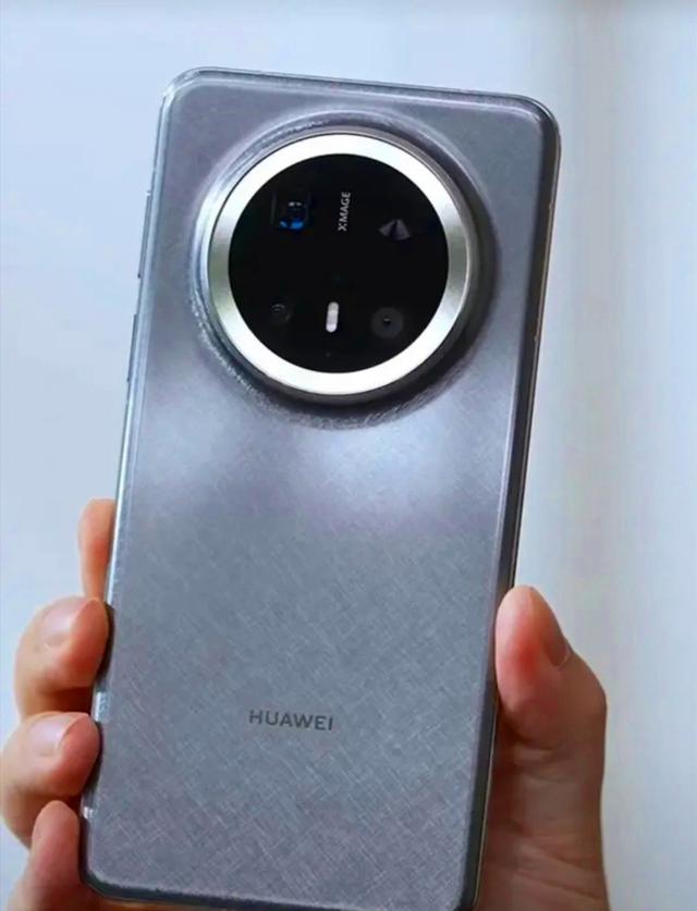 小米15和华为Mate70买哪个好？华为Mate70对比小米15全面评测插图