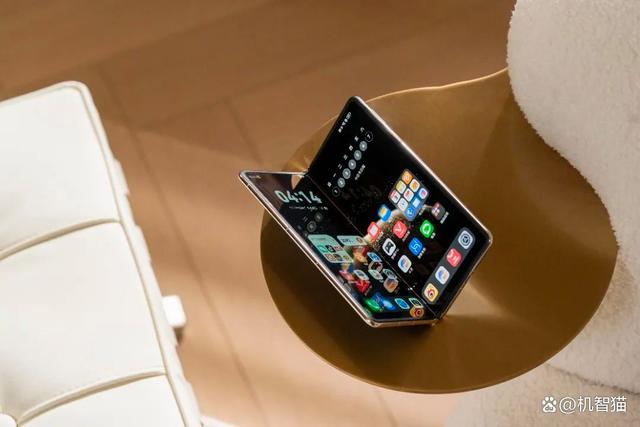 折叠屏的标杆! 华为Mate X6手机全面测评插图6