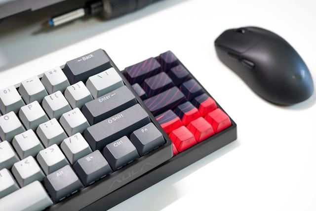 狼蛛WIN68磁轴键盘评测:FPS和手柄亲游戏玩家的超强物理辅助插图1 狼蛛WIN68磁轴键盘评测:FPS和手柄亲游戏玩家的超强物理辅助插图1