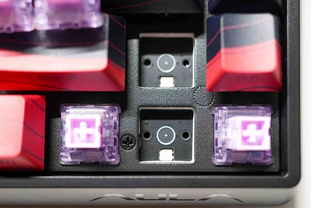 狼蛛WIN68磁轴键盘评测:FPS和手柄亲游戏玩家的超强物理辅助插图11 狼蛛WIN68磁轴键盘评测:FPS和手柄亲游戏玩家的超强物理辅助插图11