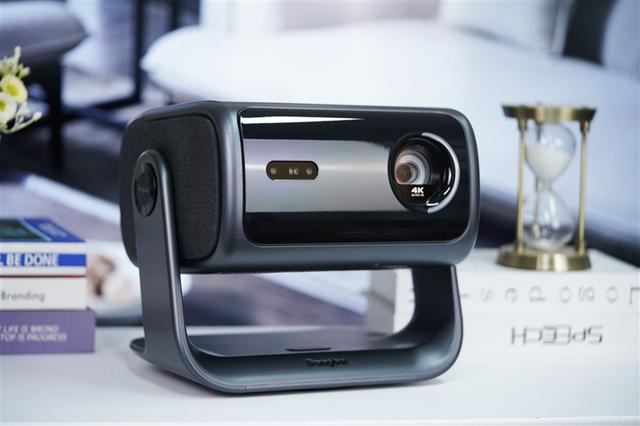 白墙+白天真的能看清? 当贝F7 Pro 4K投影仪全面评测插图 白墙+白天真的能看清? 当贝F7 Pro 4K投影仪全面评测插图