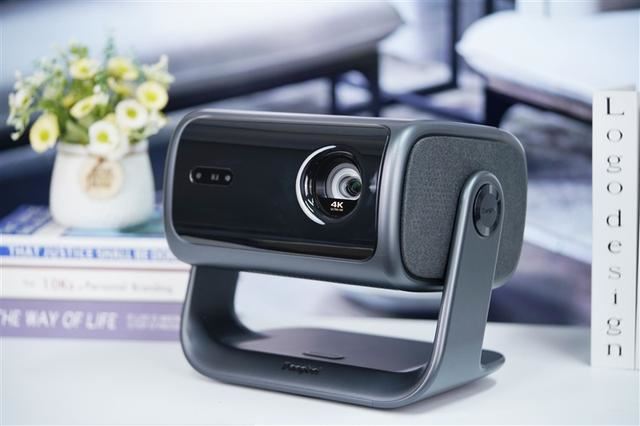 白墙+白天真的能看清? 当贝F7 Pro 4K投影仪全面评测插图2 白墙+白天真的能看清? 当贝F7 Pro 4K投影仪全面评测插图2