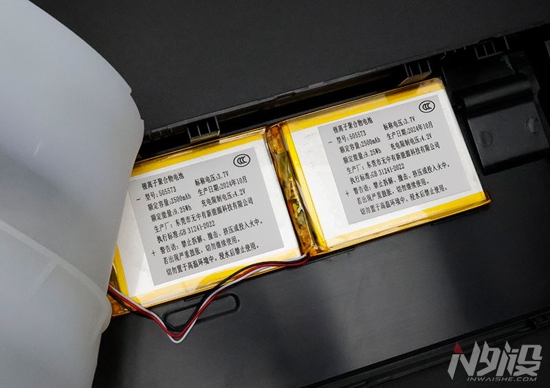 0.85寸屏幕+5000电池! 黑爵AK650三模机械键盘拆解评测插图15 0.85寸屏幕+5000电池! 黑爵AK650三模机械键盘拆解评测插图15