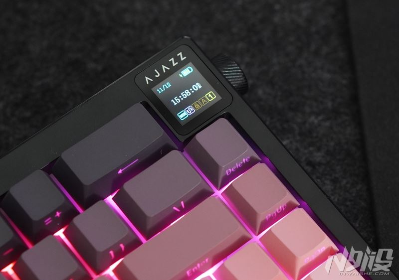 0.85寸屏幕+5000电池! 黑爵AK650三模机械键盘拆解评测插图17 0.85寸屏幕+5000电池! 黑爵AK650三模机械键盘拆解评测插图17