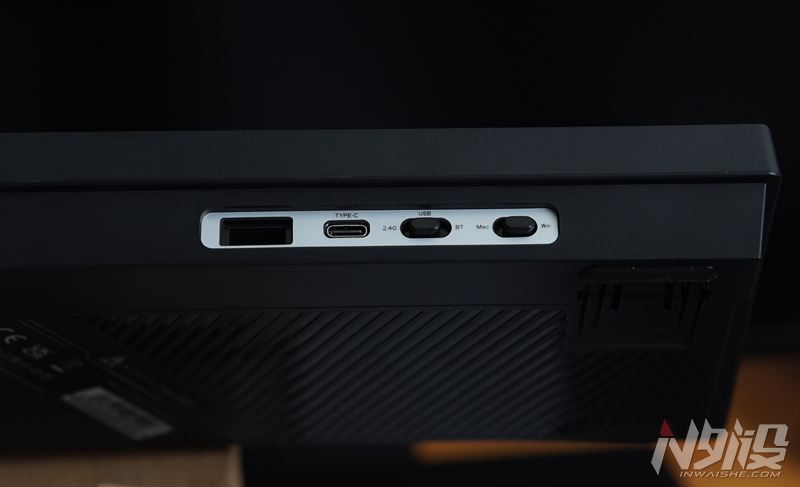 0.85寸屏幕+5000电池! 黑爵AK650三模机械键盘拆解评测插图19 0.85寸屏幕+5000电池! 黑爵AK650三模机械键盘拆解评测插图19