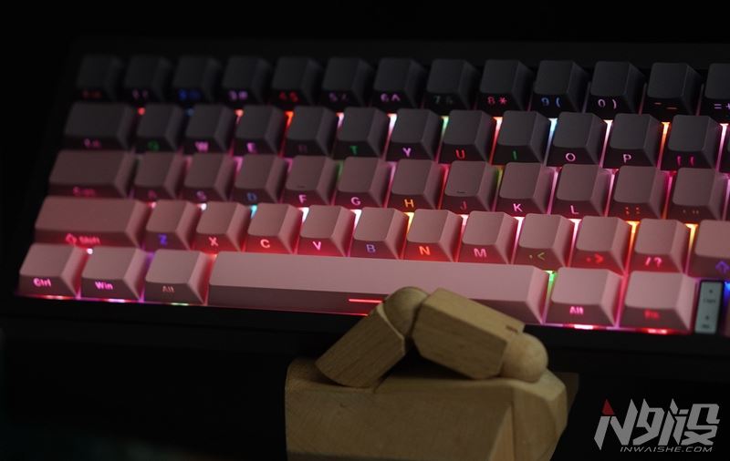 0.85寸屏幕+5000电池! 黑爵AK650三模机械键盘拆解评测插图21 0.85寸屏幕+5000电池! 黑爵AK650三模机械键盘拆解评测插图21