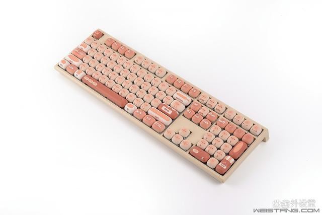 个性化与实用兼具的神器! 魔极客AKKO MG108B馒头乐园三模机械键盘评测插图7 个性化与实用兼具的神器! 魔极客AKKO MG108B馒头乐园三模机械键盘评测插图7