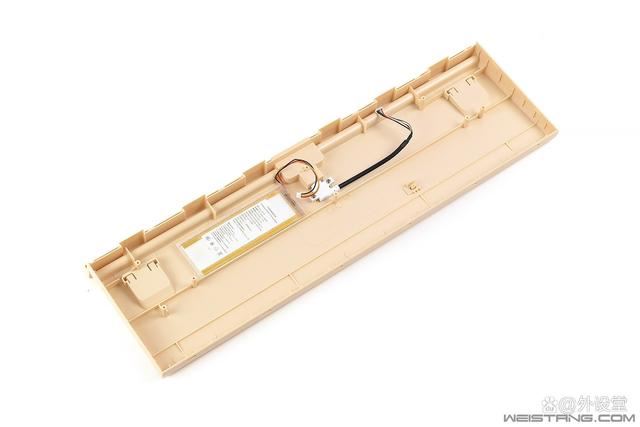 个性化与实用兼具的神器! 魔极客AKKO MG108B馒头乐园三模机械键盘评测插图23 个性化与实用兼具的神器! 魔极客AKKO MG108B馒头乐园三模机械键盘评测插图23