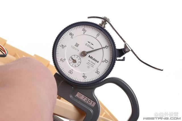 个性化与实用兼具的神器! 魔极客AKKO MG108B馒头乐园三模机械键盘评测插图24 个性化与实用兼具的神器! 魔极客AKKO MG108B馒头乐园三模机械键盘评测插图24