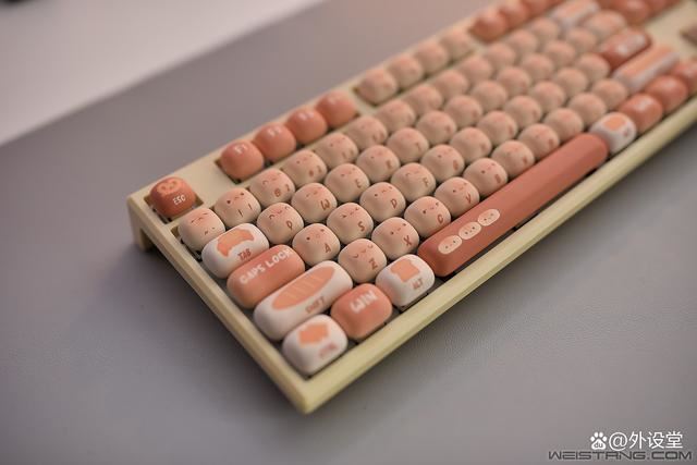 个性化与实用兼具的神器! 魔极客AKKO MG108B馒头乐园三模机械键盘评测插图41 个性化与实用兼具的神器! 魔极客AKKO MG108B馒头乐园三模机械键盘评测插图41