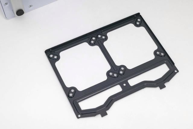 8万散热孔驰骋黑神话? 硕一凤凰U320桌面极简机箱装机测评插图15