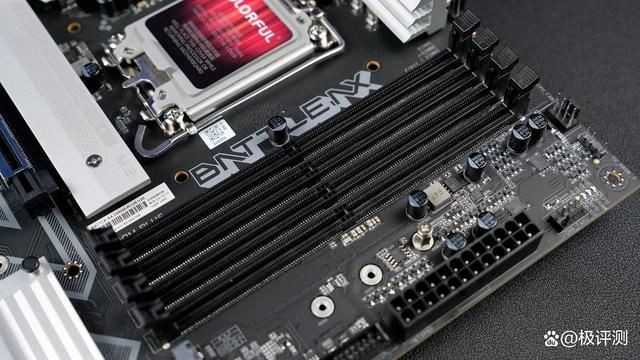 M.2接口最多的千元小板! 七彩虹战斧Z890M-PLUS V20主板评测插图4