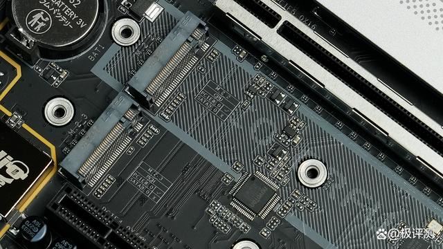 M.2接口最多的千元小板! 七彩虹战斧Z890M-PLUS V20主板评测插图7