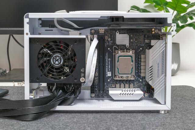 和PCIe延长线说byebye! 铭瑄B760 BKB D5 WiFi背靠背装机配件教程插图25