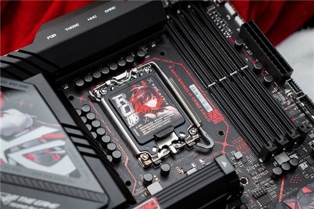 宅男无法抗拒的战斗公主! 华硕Z890 RO姬主板预约开启 2799元插图3