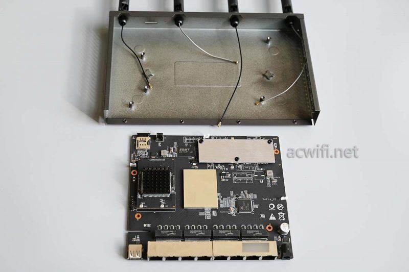八网口内置4G上网! 蒲公英X4pro路由器拆机测评插图11