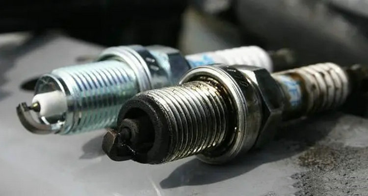换火花塞去哪里换比较好(换火花塞要多少工时费)