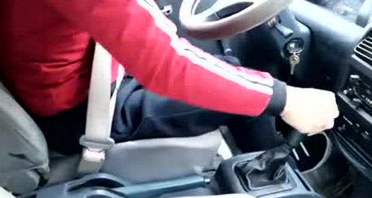 科三加减档技巧让你告别手忙脚乱(科三加减档技巧口诀逢五进)插图 科三加减档技巧让你告别手忙脚乱(科三加减档技巧口诀逢五进)插图