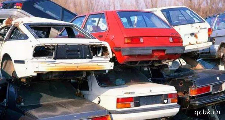 小轿车可以开多少年报废(小轿车可以开多少年)