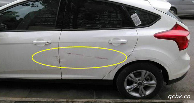车被刮了漆怎么修复(车被刮了漆怎么报警)