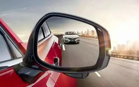 新手上路开车技巧(新手上路开车技巧视频教程全集手动档如何停车)