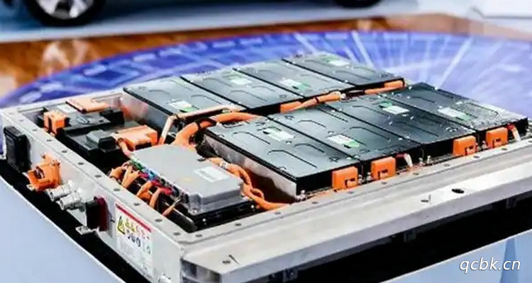 新能源汽车几年换电池(新能源车能用几年)